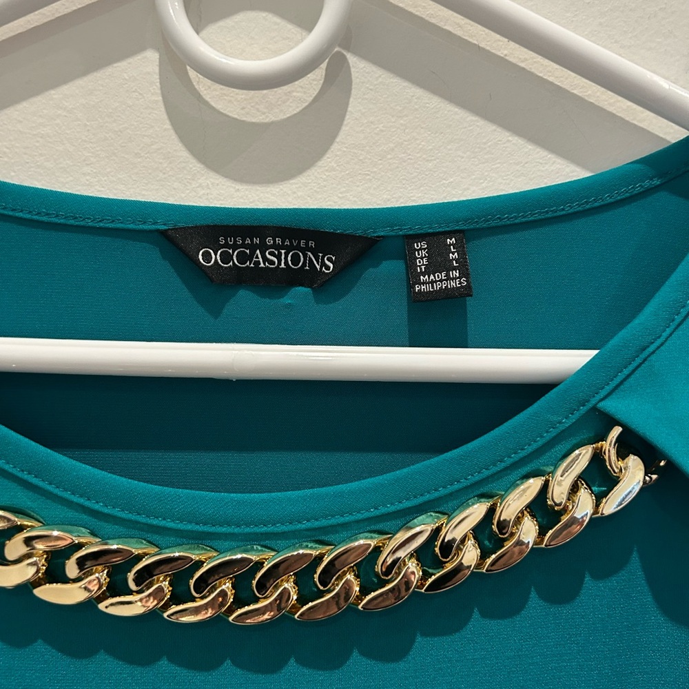 Susan Graver Teal Top with Gold Chain Detail - Picture 2 of 6